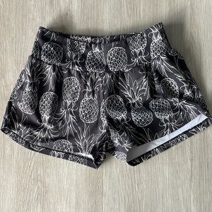 Running shorts